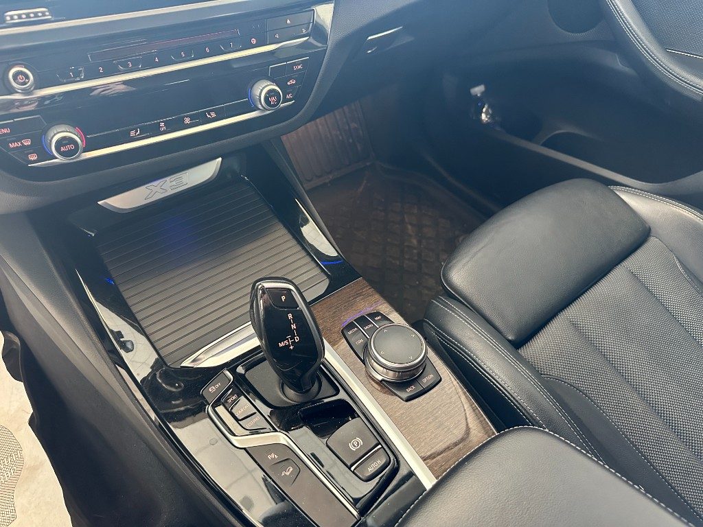 BMW X3 xDrive20d xLine - 17