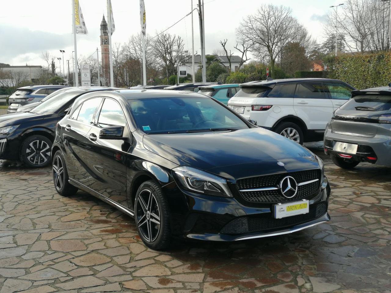MERCEDES-BENZ A 180 d Business - 1