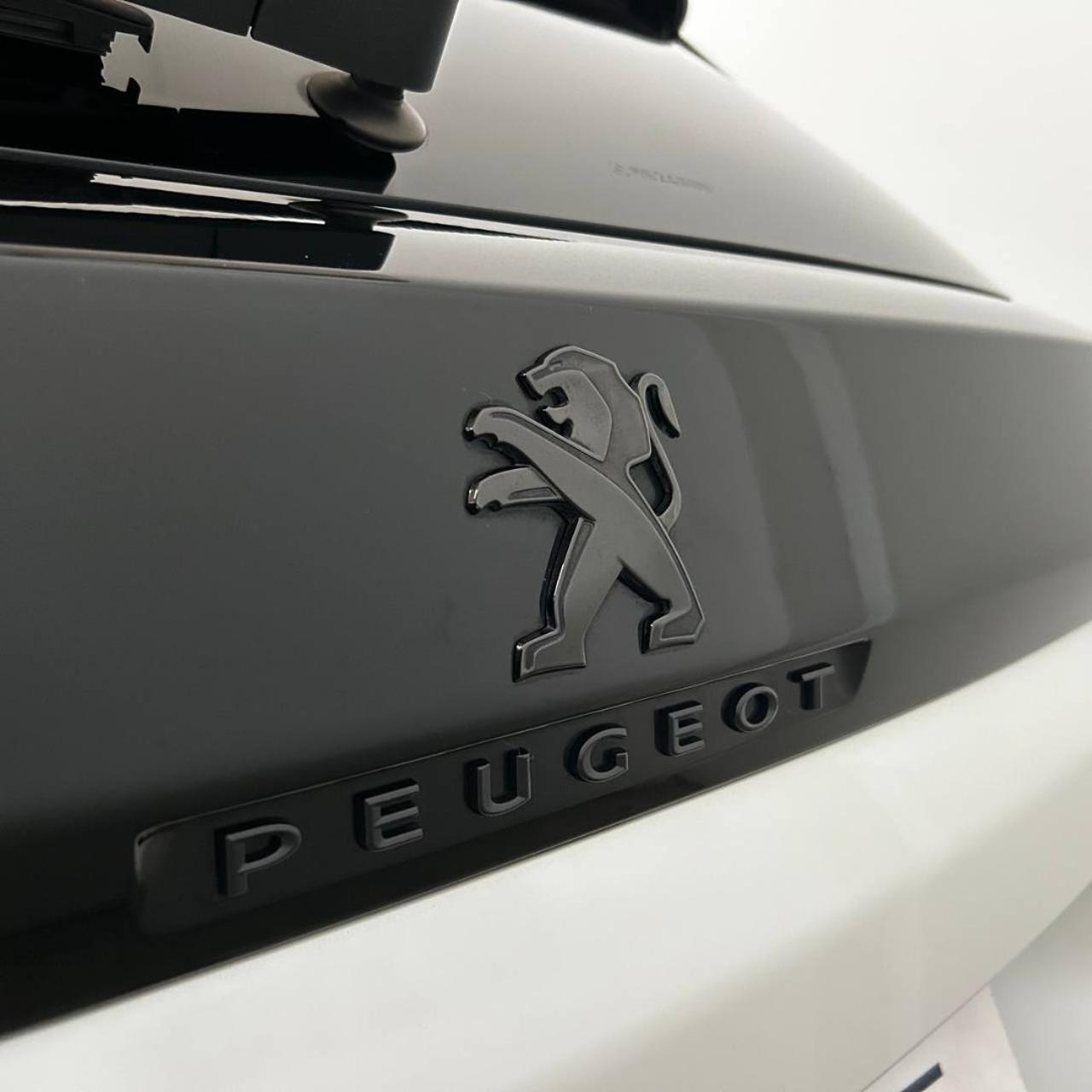 PEUGEOT 3008 Hybrid4 300 e-EAT8 GT Pack TETTO APRIBILE - 47