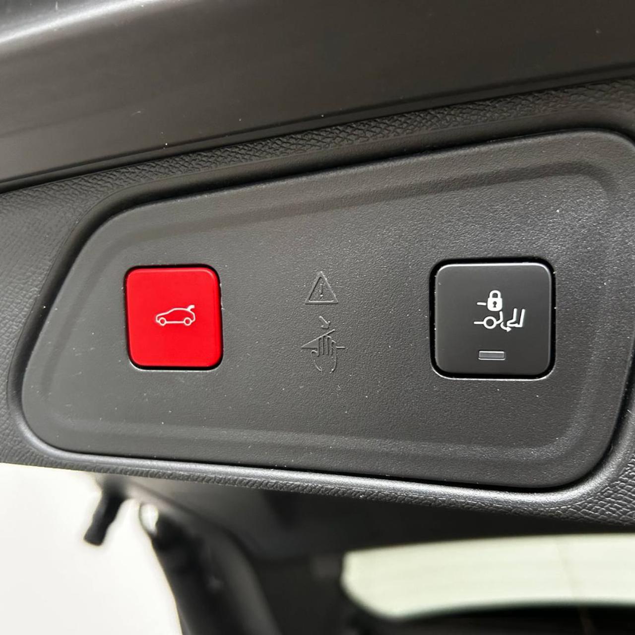 PEUGEOT 3008 Hybrid4 300 e-EAT8 GT Pack TETTO APRIBILE - 8