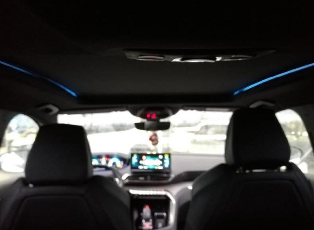 PEUGEOT 3008 Hybrid4 300 e-EAT8 GT Pack TETTO APRIBILE - 8