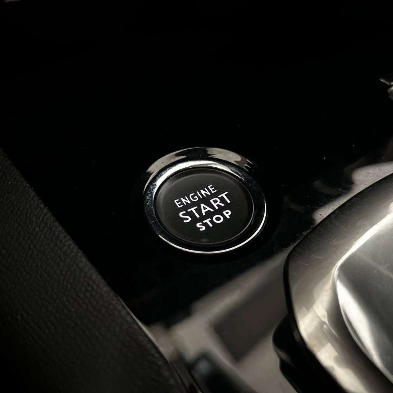 PEUGEOT 3008 Hybrid4 300 e-EAT8 GT Pack TETTO APRIBILE - 33