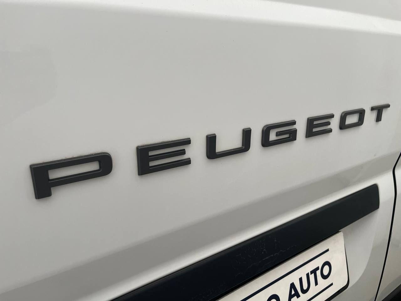 PEUGEOT Boxer 35 2.2 BlueHDi 140 S&S PLM-TM Furgone L3H2 - 32