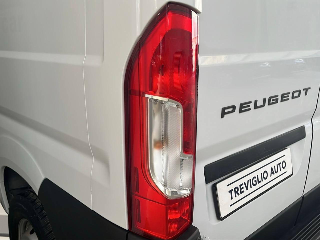 PEUGEOT Boxer 35 2.2 BlueHDi 140 S&S PLM-TM Furgone L3H2 - 30