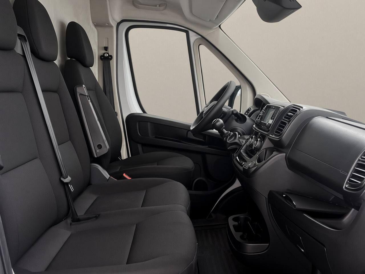 PEUGEOT Boxer 35 2.2 BlueHDi 140 S&S PLM-TM Furgone L3H2 - 12
