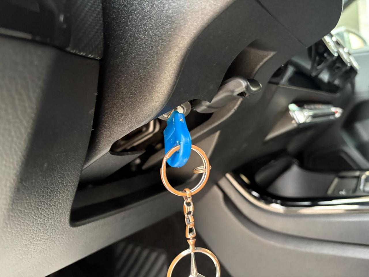 MERCEDES-BENZ A 200 d Automatic Business Extra MONITOR 10,25 - 18