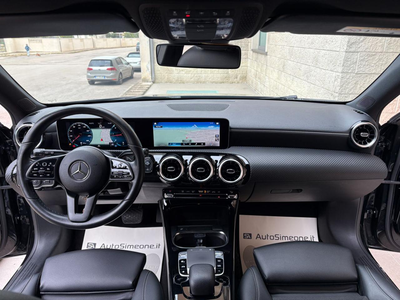 MERCEDES-BENZ A 200 d Automatic Business Extra MONITOR 10,25 - 13