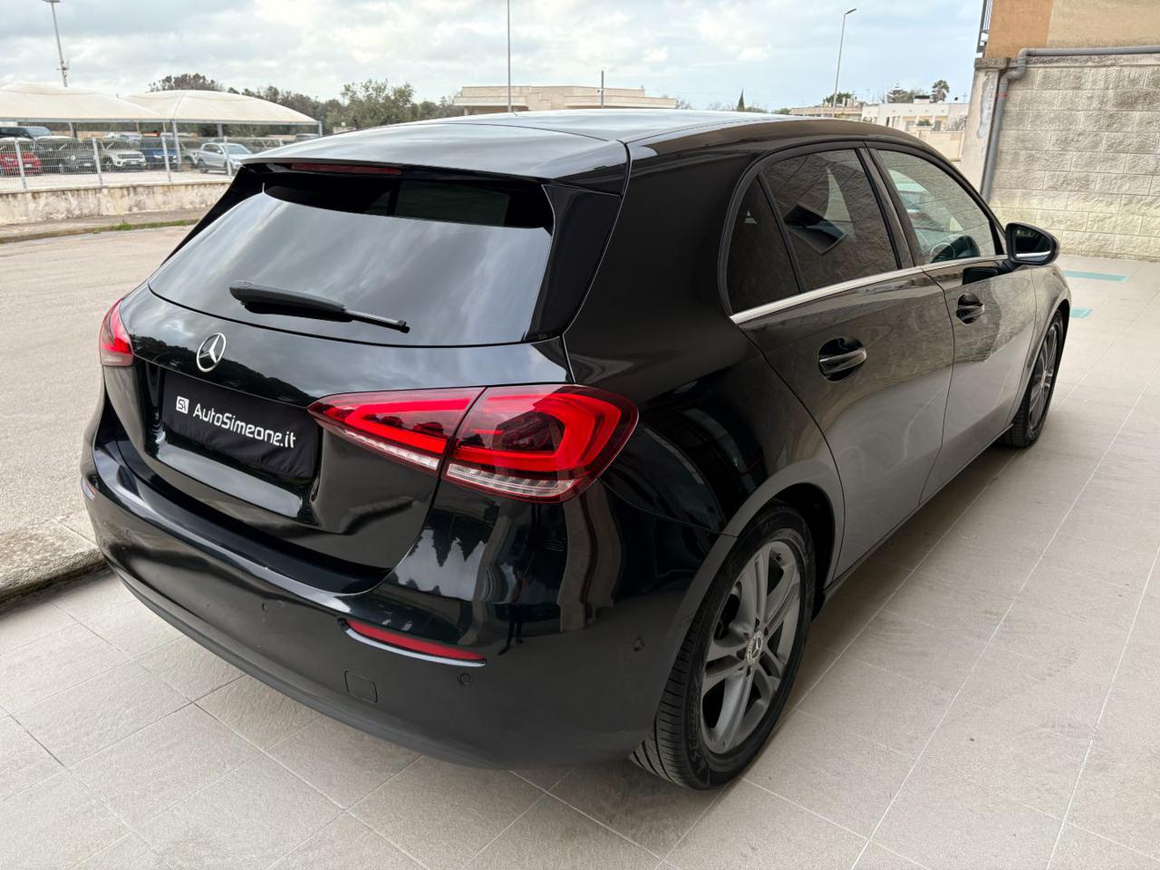 MERCEDES-BENZ A 200 d Automatic Business Extra MONITOR 10,25 - 5