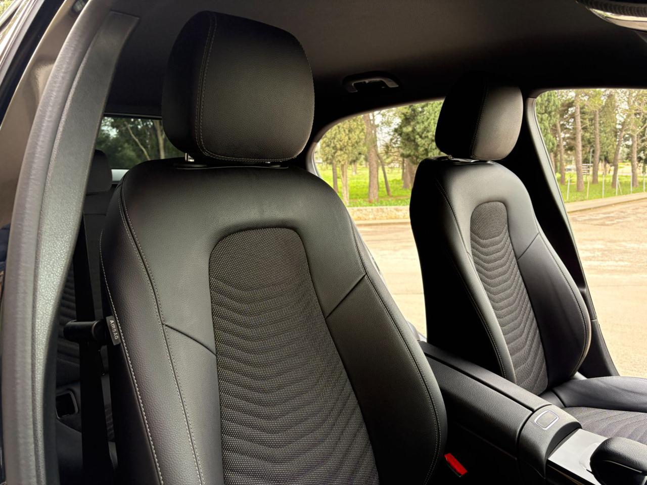 MERCEDES-BENZ A 200 d Automatic Business Extra MONITOR 10,25 - 10