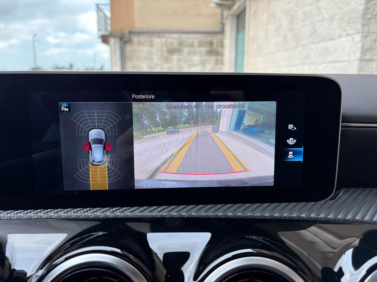 MERCEDES-BENZ A 200 d Automatic Business Extra MONITOR 10,25 - 23