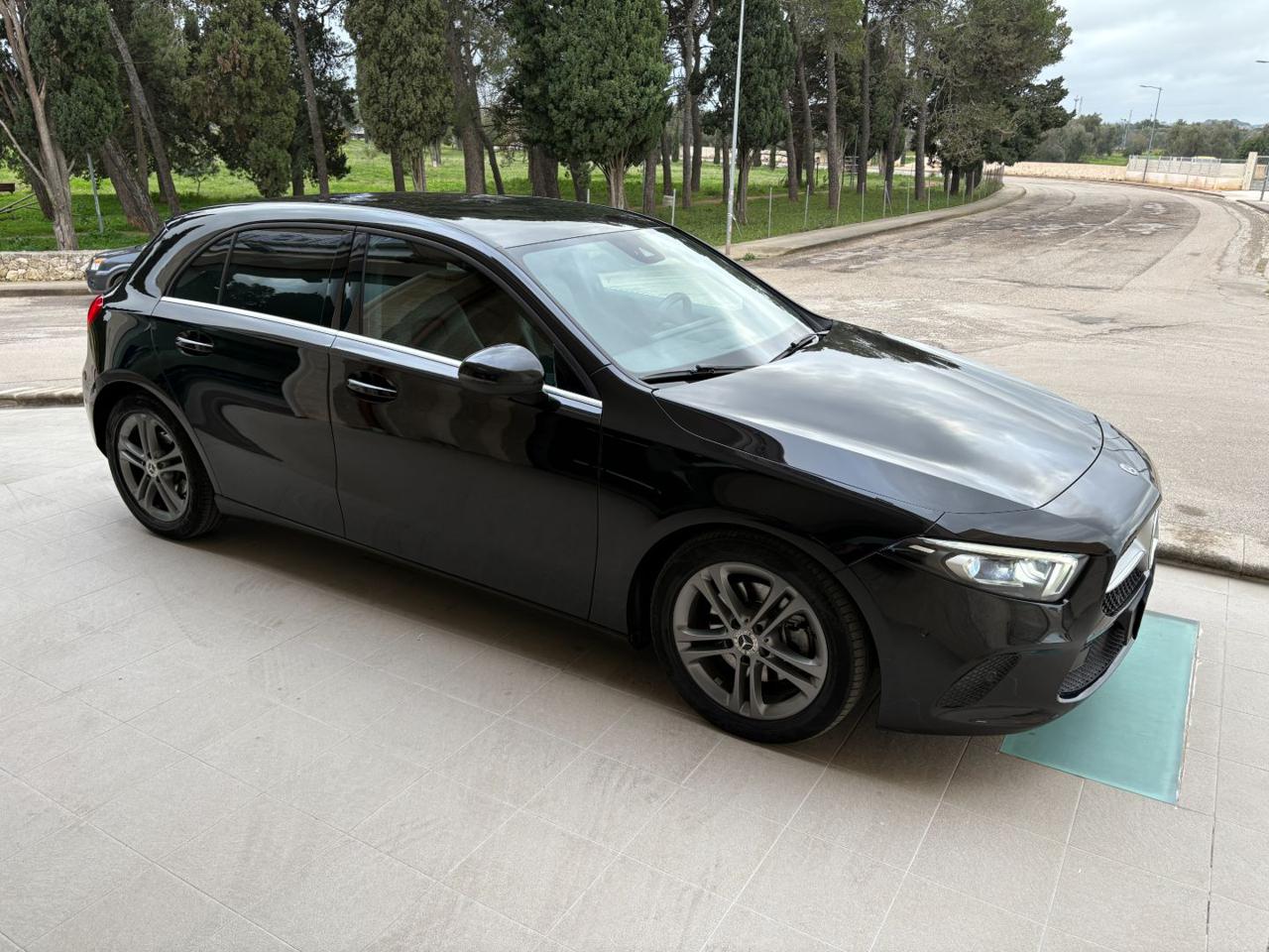 MERCEDES-BENZ A 200 d Automatic Business Extra MONITOR 10,25 - 3