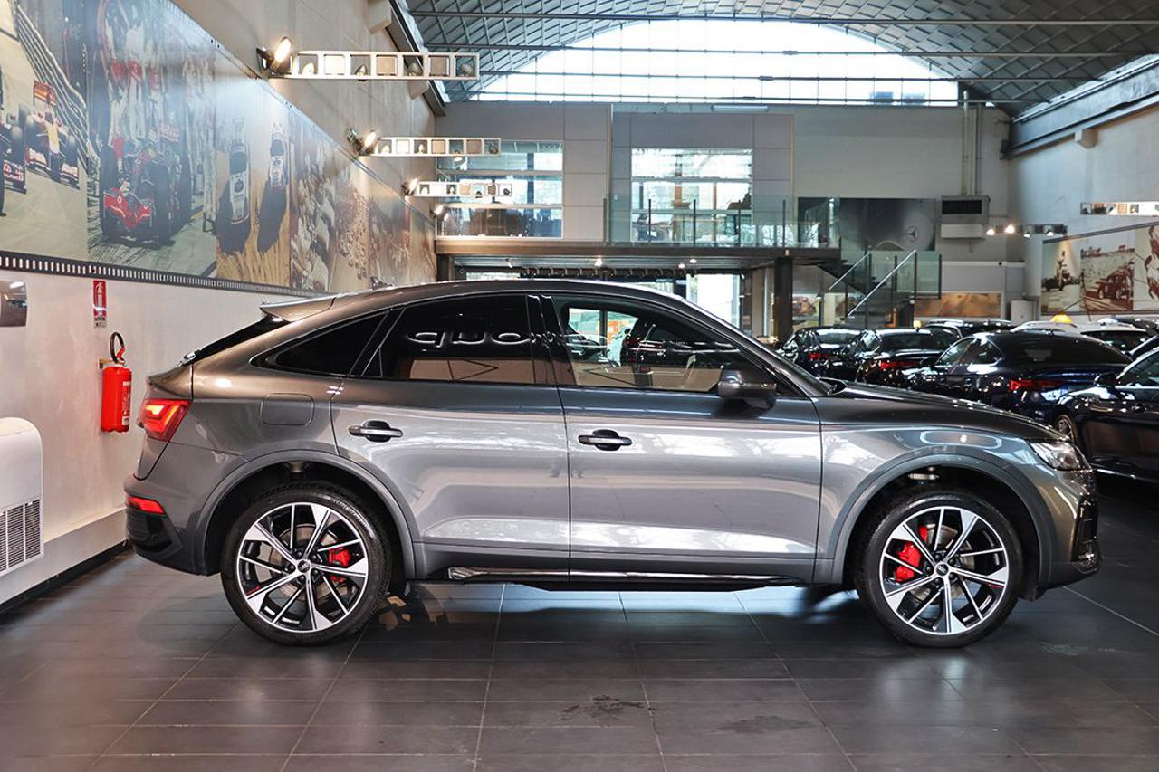 AUDI Q5 40 TDI Sportback Quattro S-Tronic S-Line Plus - 2