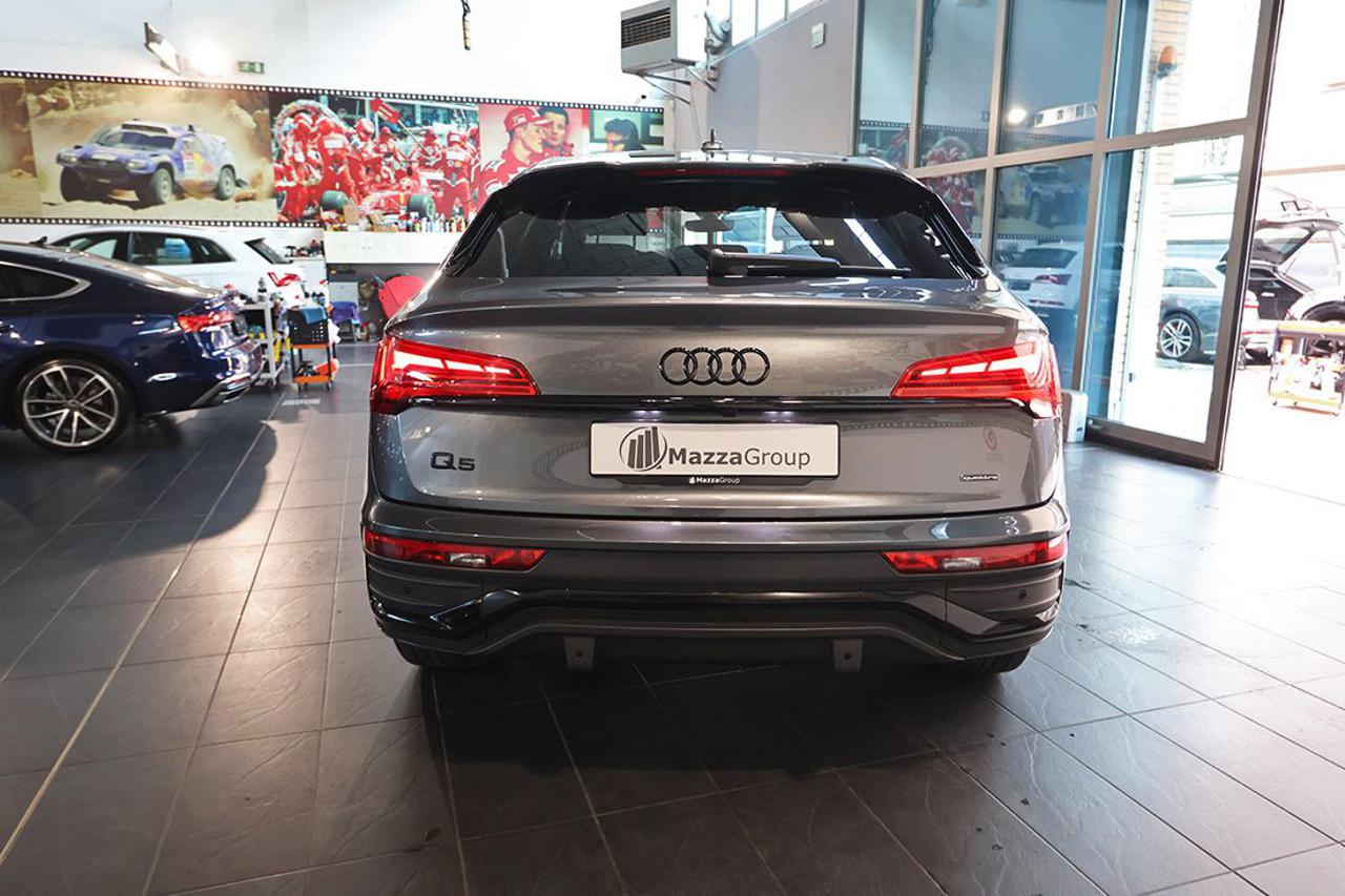AUDI Q5 40 TDI Sportback Quattro S-Tronic S-Line Plus - 8