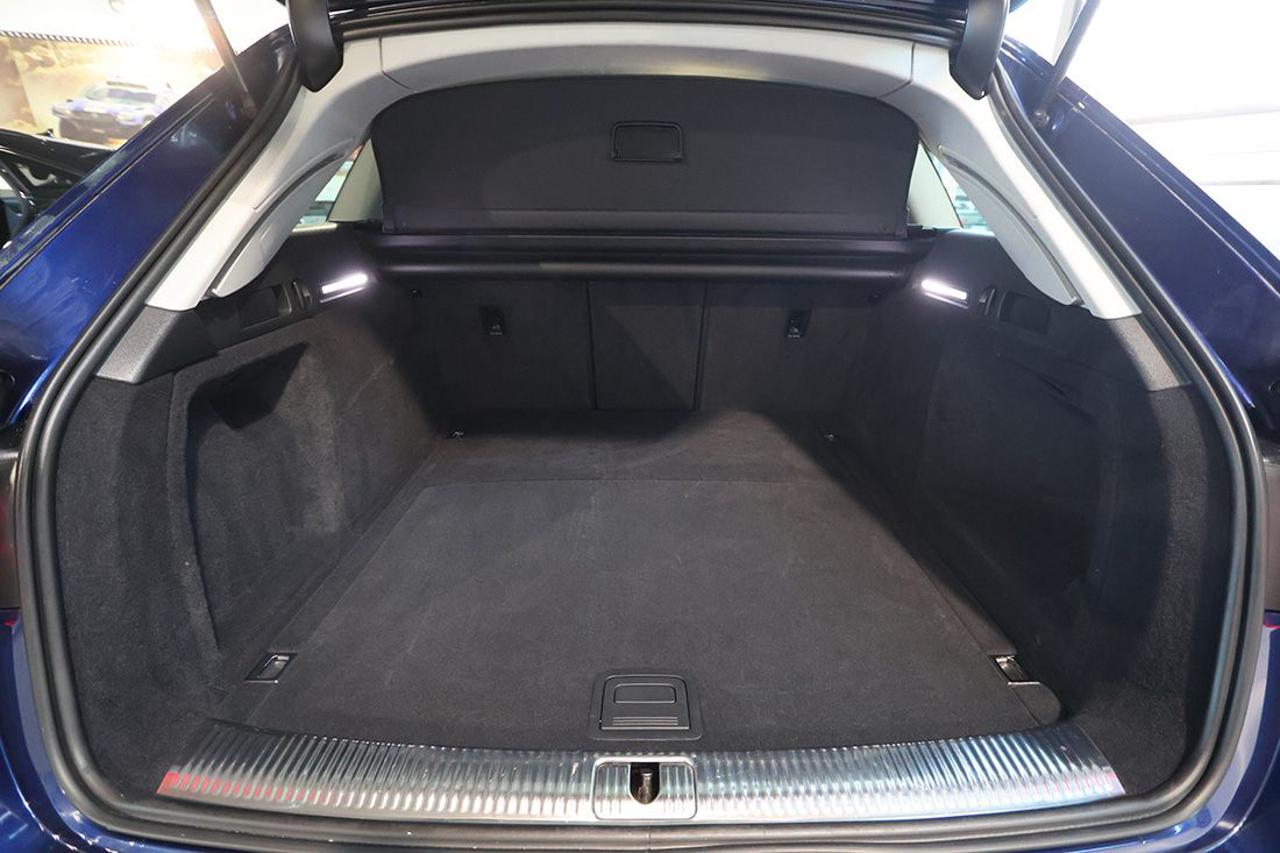 AUDI A4 40 TDI Avant Quattro S-Tronic Business - 12