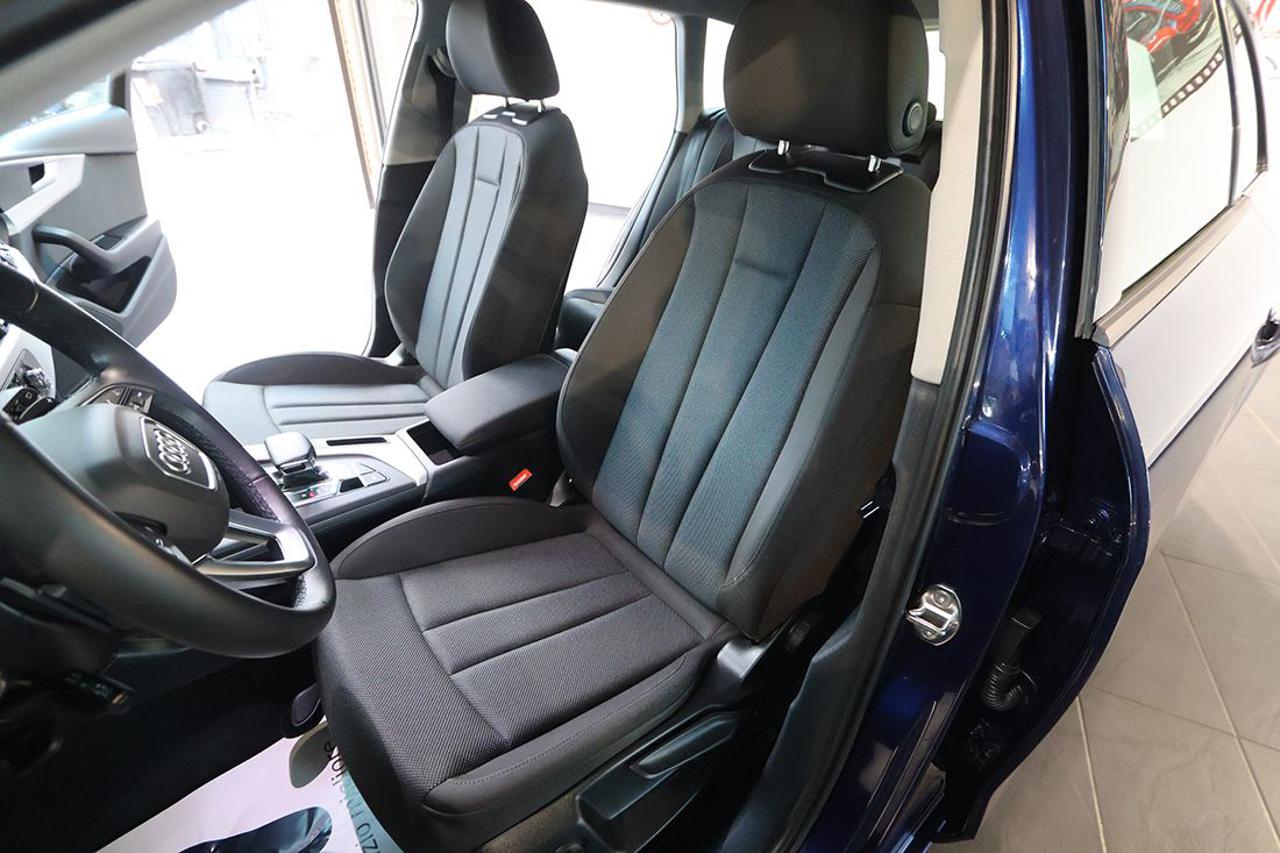 AUDI A4 40 TDI Avant Quattro S-Tronic Business - 17