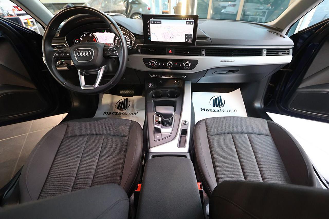 AUDI A4 40 TDI Avant Quattro S-Tronic Business - 14