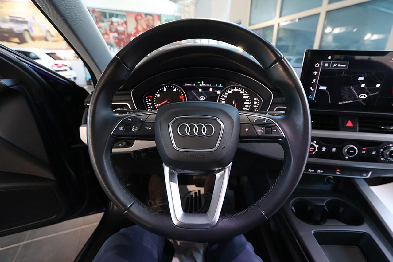 AUDI A4 40 TDI Avant Quattro S-Tronic Business - 20