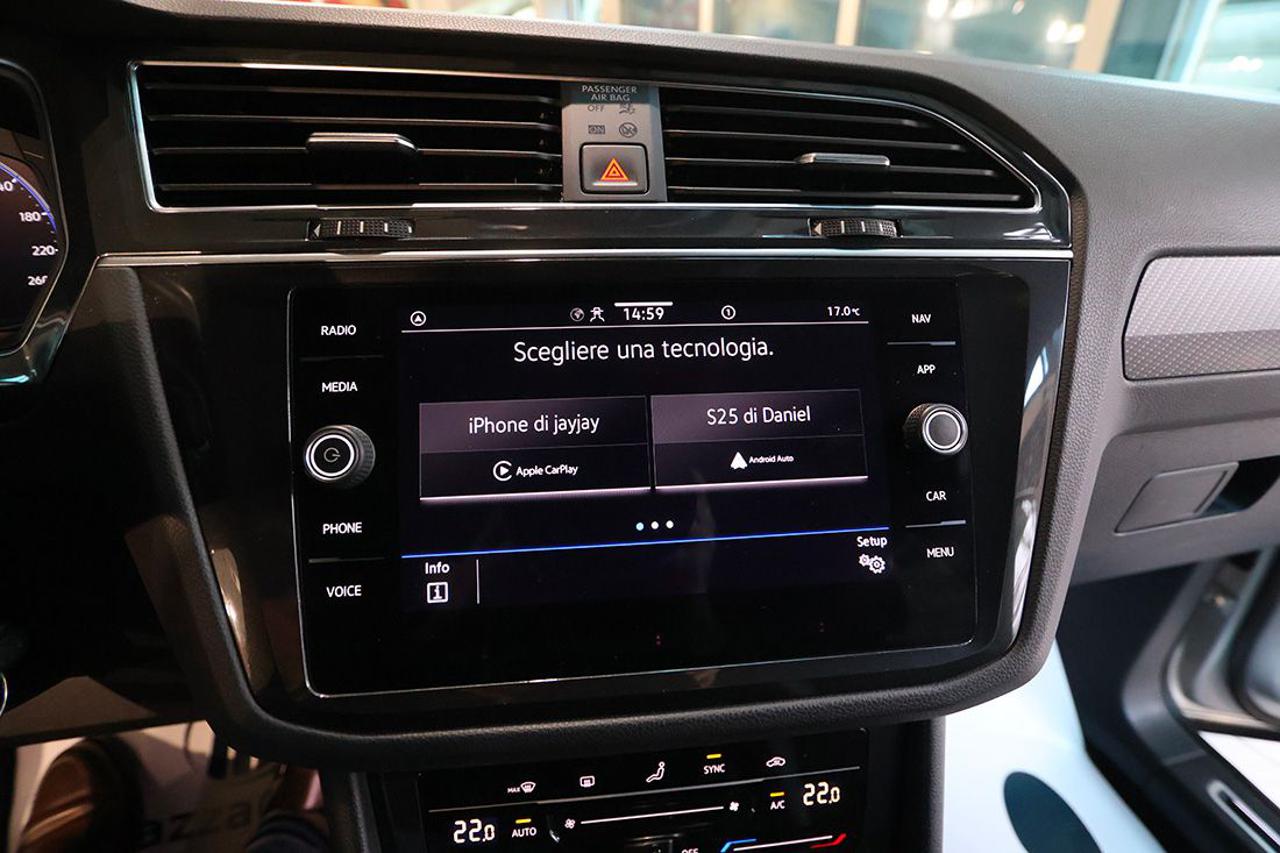 VOLKSWAGEN Tiguan 2.0 TDI 150cv SCR DSG R-Line - 27