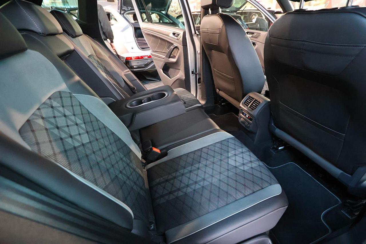 VOLKSWAGEN Tiguan 2.0 TDI 150cv SCR DSG R-Line - 18