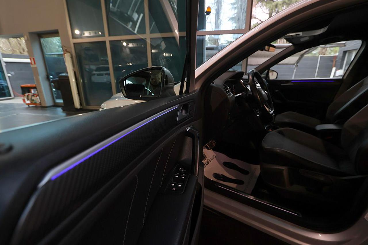 VOLKSWAGEN Tiguan 2.0 TDI 150cv SCR DSG R-Line - 33