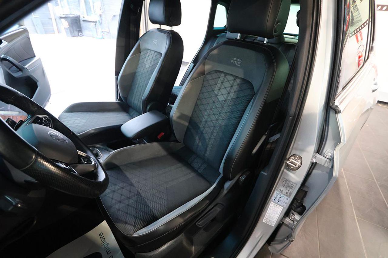 VOLKSWAGEN Tiguan 2.0 TDI 150cv SCR DSG R-Line - 17