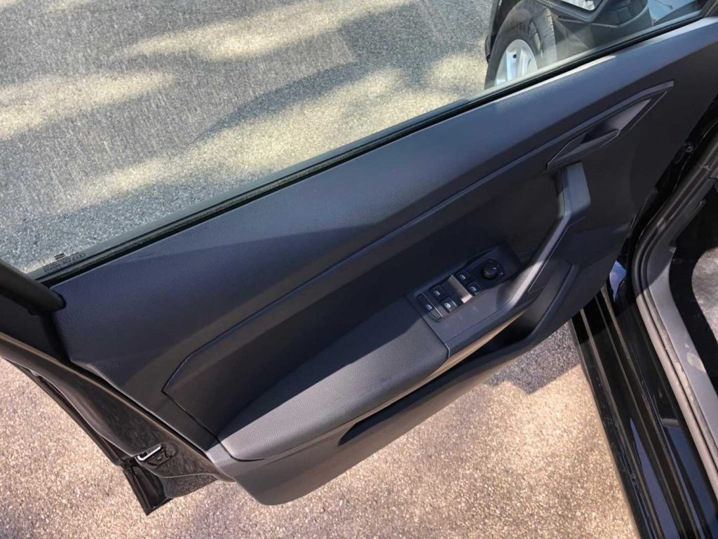 SEAT Ibiza 1.0 MPI 5 porte Business - 12