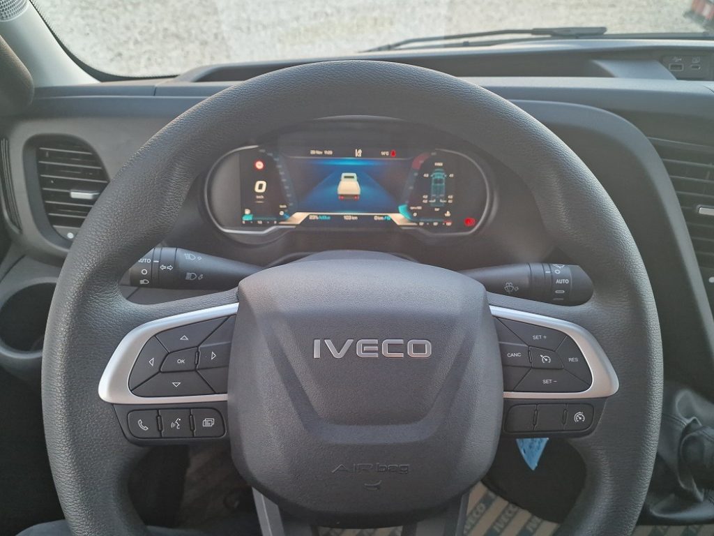 IVECO DAILY  35C16 E6 NUOVO Motore 3.0 + RIBALTABILE - 11