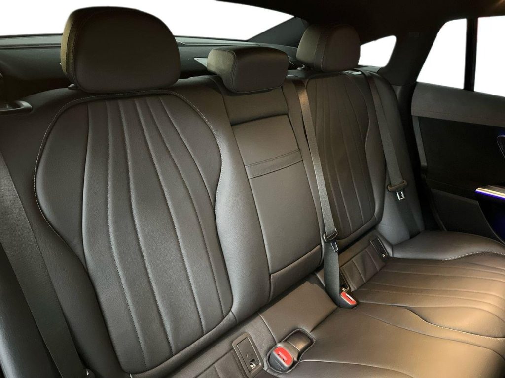 MERCEDES-BENZ EQE 350 4Matic Premium - 15