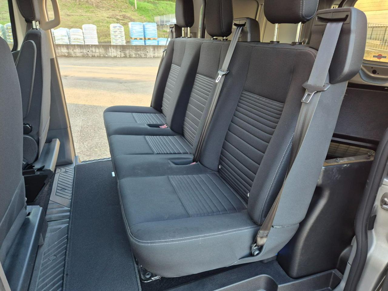 FORD Transit Custom 300 2.0 EcoBlue 170 aut. PC-DC Furg. Titanium - 11