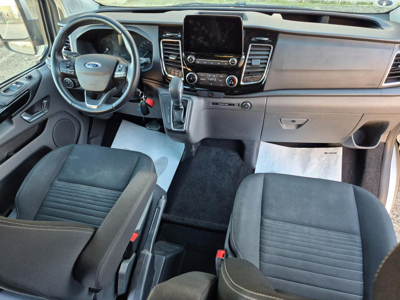 FORD Transit Custom 300 2.0 EcoBlue 170 aut. PC-DC Furg. Titanium - 14