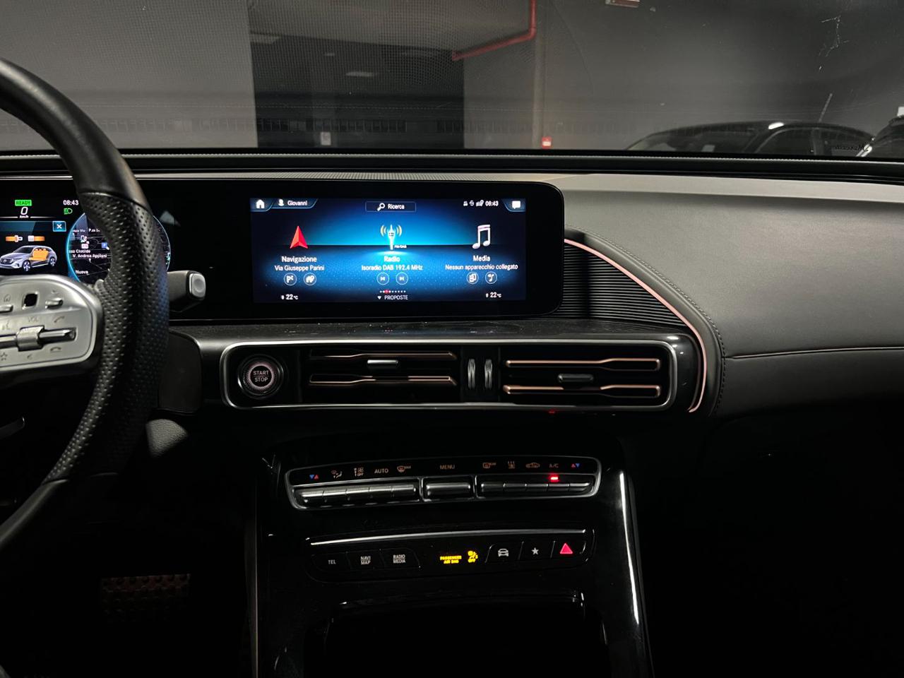 MERCEDES-BENZ EQC 400 4Matic Masterclass - 21