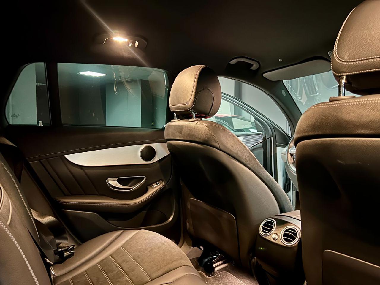 MERCEDES-BENZ EQC 400 4Matic Masterclass - 15