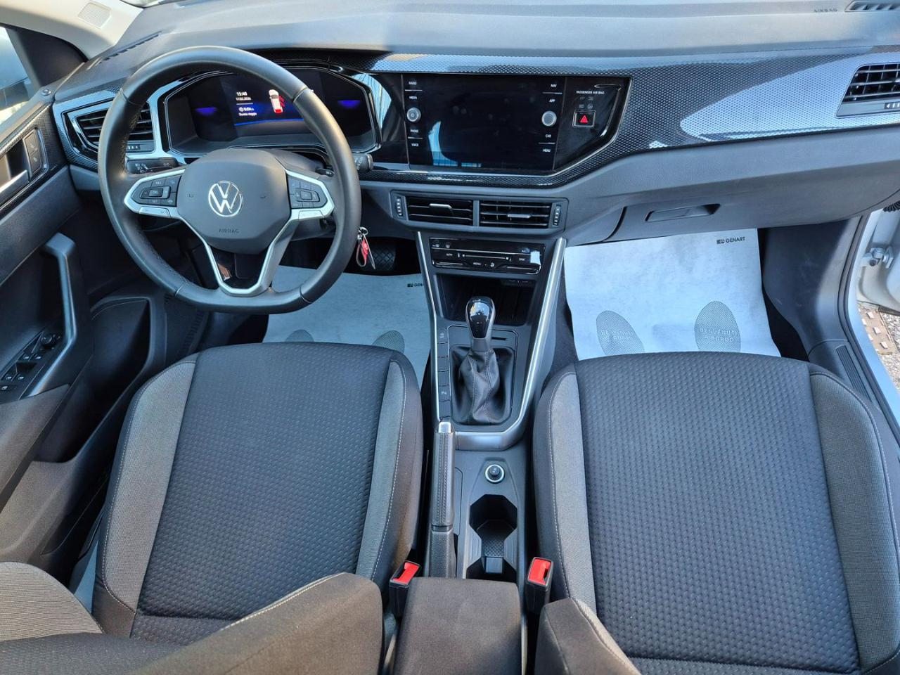 VOLKSWAGEN Polo 1.0 TSI DSG Life - 13