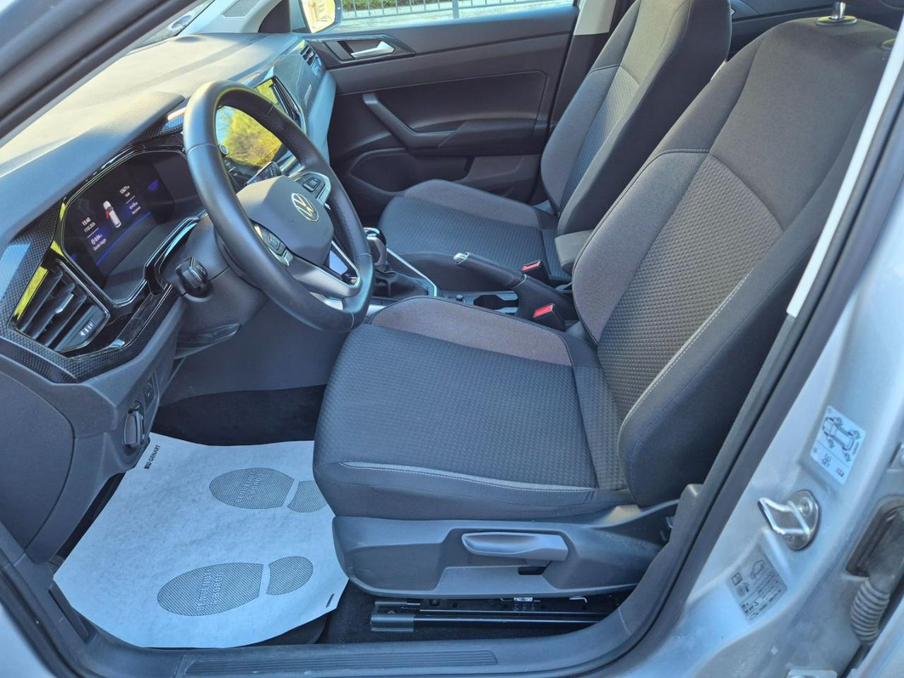 VOLKSWAGEN Polo 1.0 TSI DSG Life - 9