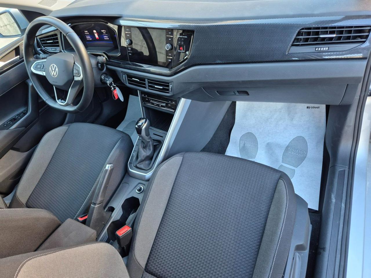 VOLKSWAGEN Polo 1.0 TSI DSG Life - 12