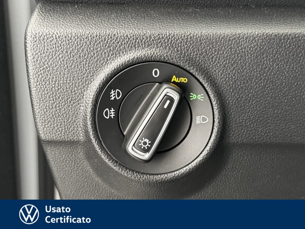 VOLKSWAGEN T-Roc 1.5 tsi advanced dsg - 11