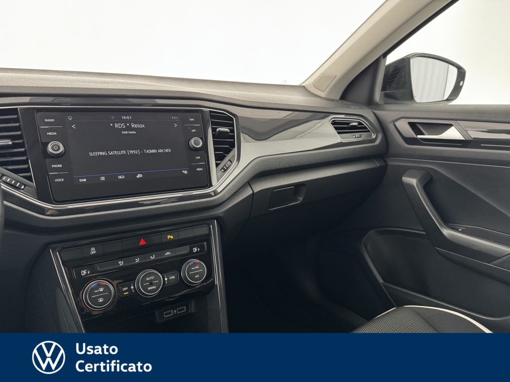 VOLKSWAGEN T-Roc 1.5 tsi advanced dsg - 20