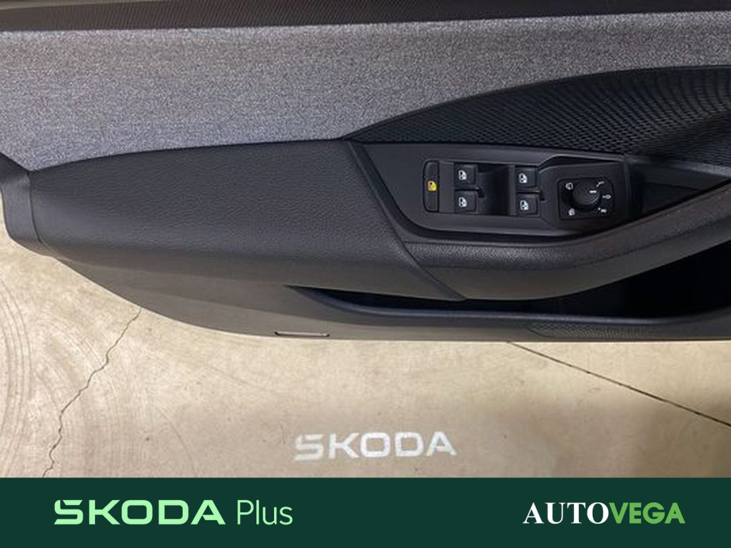 SKODA Octavia wagon 2.0 tdi style 150cv dsg - 17