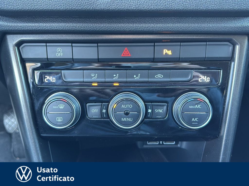 VOLKSWAGEN T-Roc 1.0 tsi style 115cv - 17