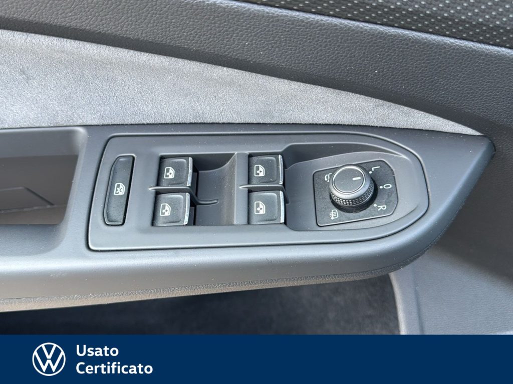 VOLKSWAGEN Golf 1.5 etsi evo r-line 130cv dsg - 13