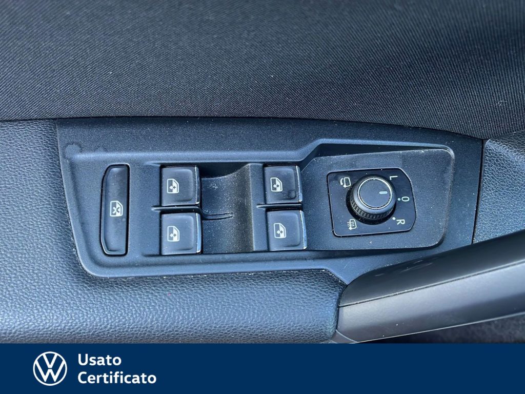 VOLKSWAGEN Tiguan 2.0 tdi advanced r-line exterior pack 150cv dsg - 15