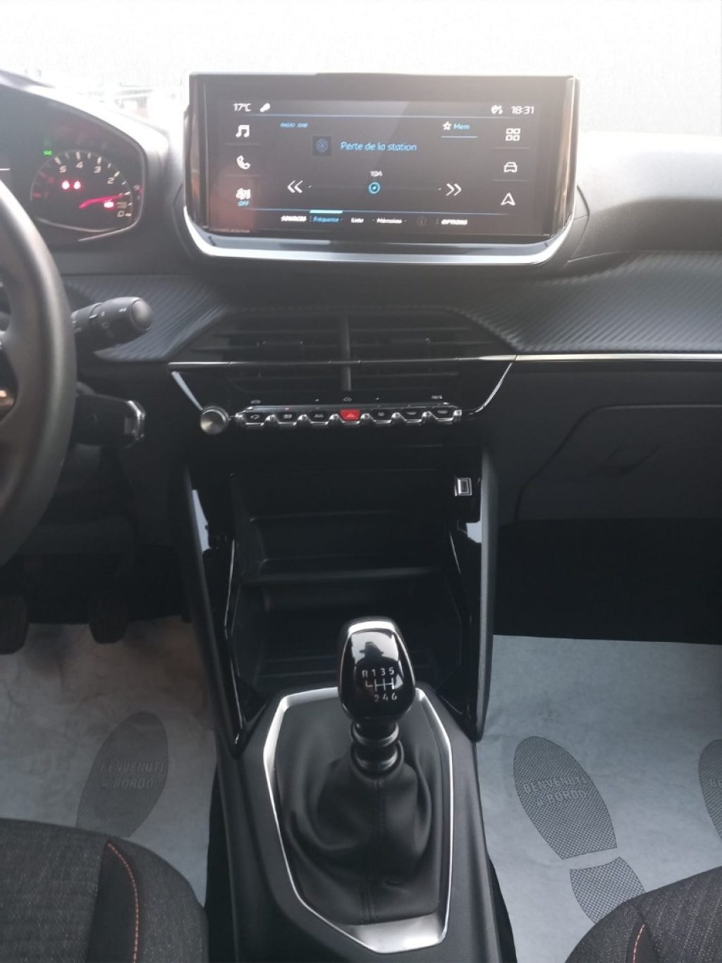 PEUGEOT 2008 PureTech 100 S&S Style - 7