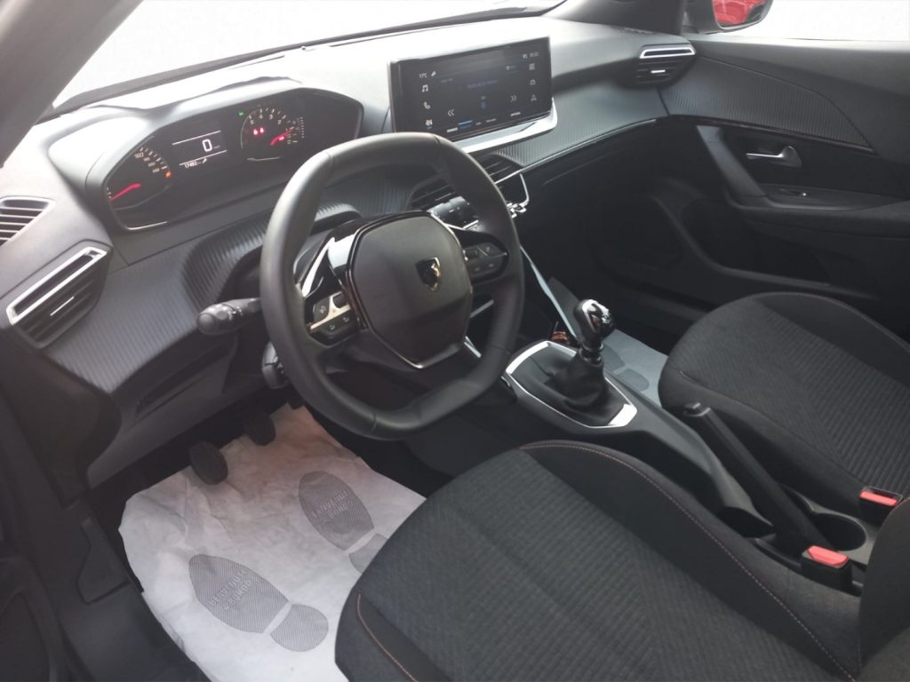 PEUGEOT 2008 PureTech 100 S&S Style - 6