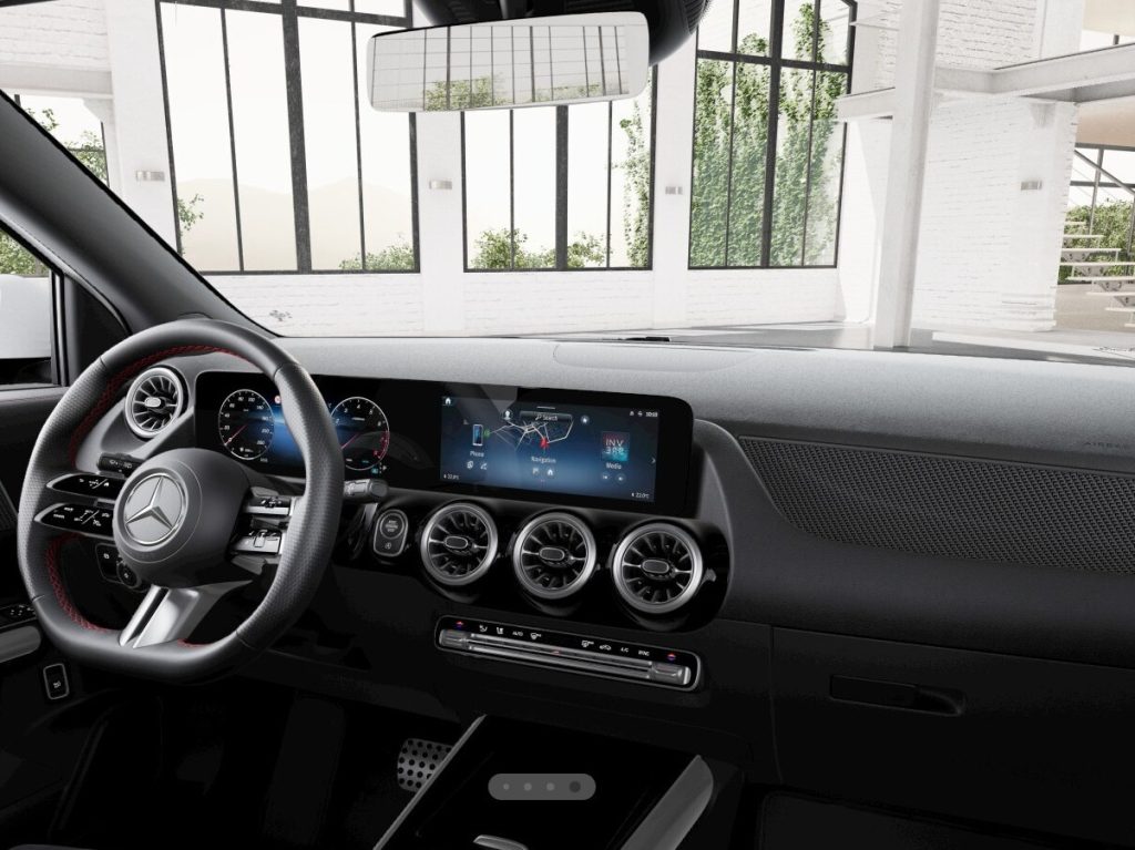 MERCEDES-BENZ GLA 180 Automatic AMG Line Advanced Plus - 8