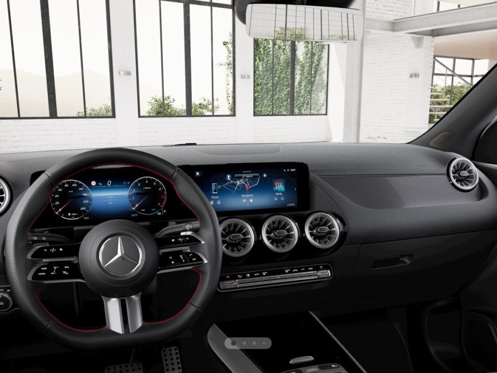 MERCEDES-BENZ GLA 180 Automatic AMG Line Advanced Plus - 5