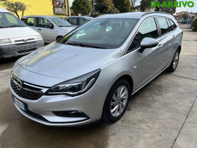 OPEL Astra Argento metallizzato