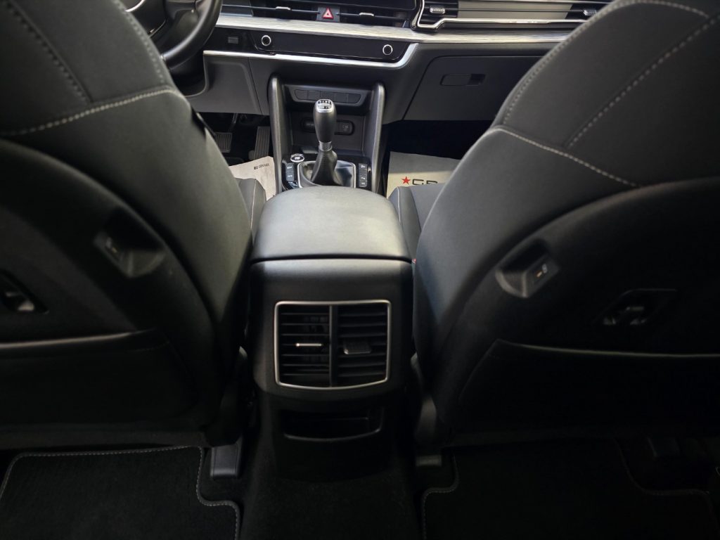 KIA Sportage 1.6 CRDi MHEV Style 136CV - 24