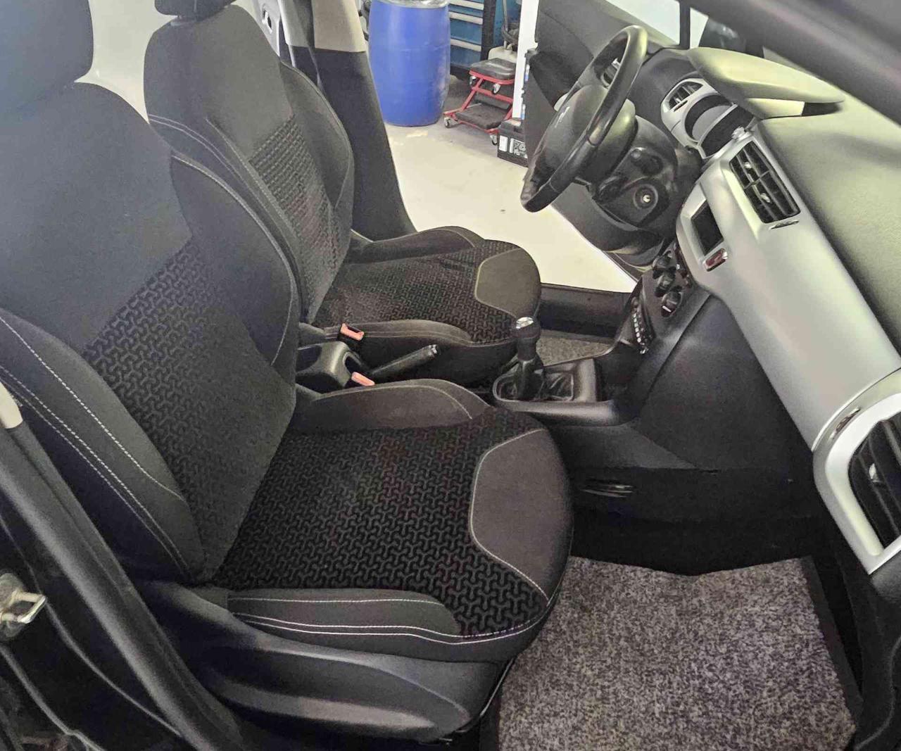 CITROEN C3 1.1 Seduction - 12