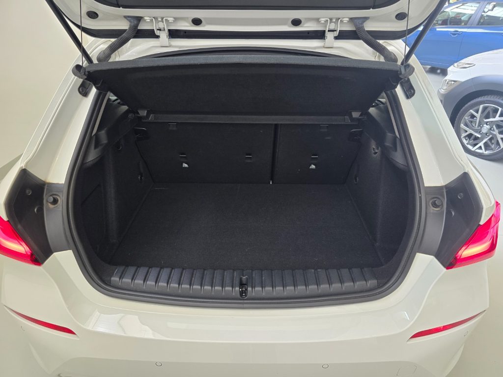 BMW 116 d 5p. Business Advantage - 8