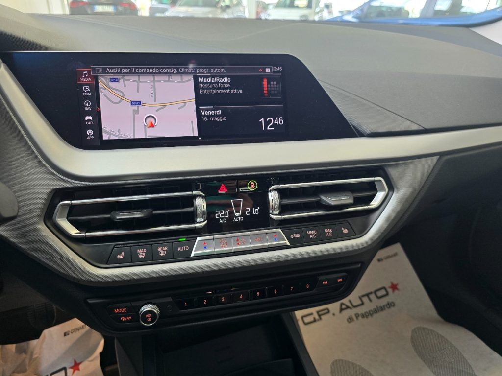 BMW 116 d 5p. Business Advantage - 18